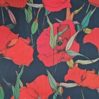 Stoff Outdoorstoff Dralon Mohnblumen rot dunkelblau "Poppy Blue" wasserabweisend lichtecht 0,5 Stoff Outdoorstoff Dralon Mohnblumen rot dunkelblau "Poppy Blue" wasserabweisend lichtecht 0,5