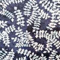 Kurzstück Stoff Baumwollstoff "Blaudruck Taman" Zweige und Blätter indigoblau weiß 0,50m x 1,60 Kurzstück Stoff Baumwollstoff "Blaudruck Taman" Zweige und Blätter indigoblau weiß 0,50m x 1,60