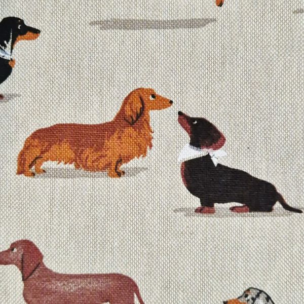 Stoff Meterware Baumwolle pflegeleicht "Sausage Dogs" Dackel natur beige 0,5