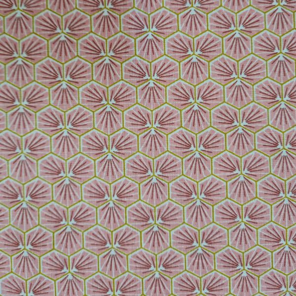 Stoff Baumwolle "Riad"rosa koralle Blüten Waben safran sechseck grafisch 0,5