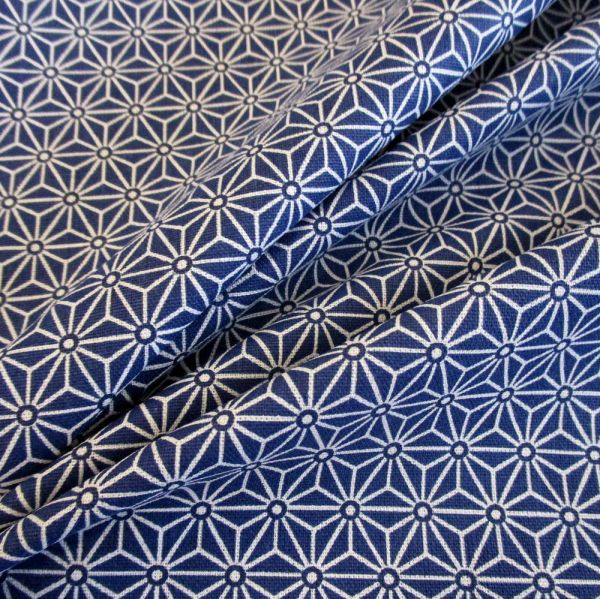 Stoff Baumwollstoff Japan Asanoha Grafik blau indigo weiß Kimono 0,5