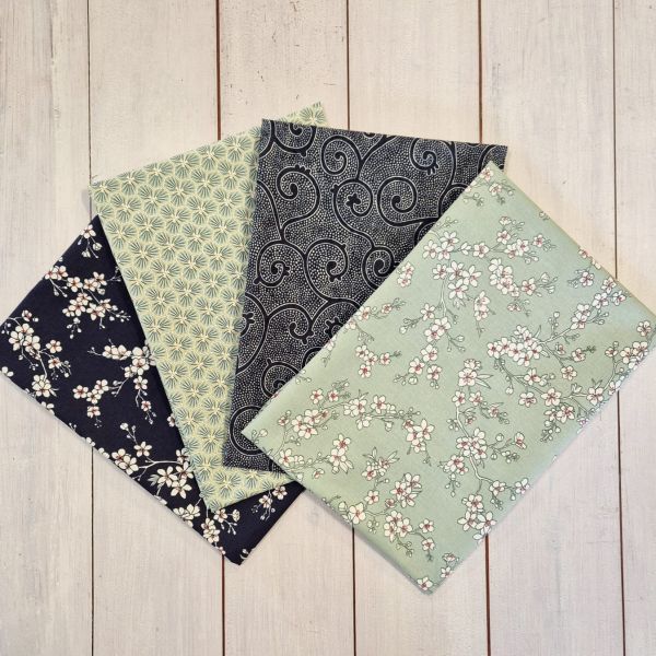 Stoffpaket "Osaka" Patchwork Täschchen Geschenkverpackung 4 Stücke a 50cm x 80cm