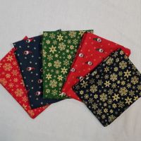 Stoffpaket Weihnachten " Wichtel und Schneeflocken" nachhaltige Geschenkverpackung Patchwork 50cm x Stoffpaket Weihnachten " Wichtel und Schneeflocken" nachhaltige Geschenkverpackung Patchwork 50cm x